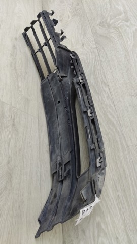 BMW 51117385262 Решетка бампера переднего правая в наличии Полтава