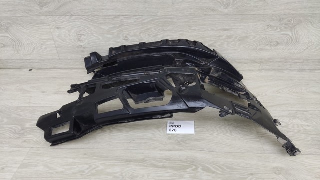 BMW 51117385346 Кронштейн крепления противотуманной фары правой в наличии Львов