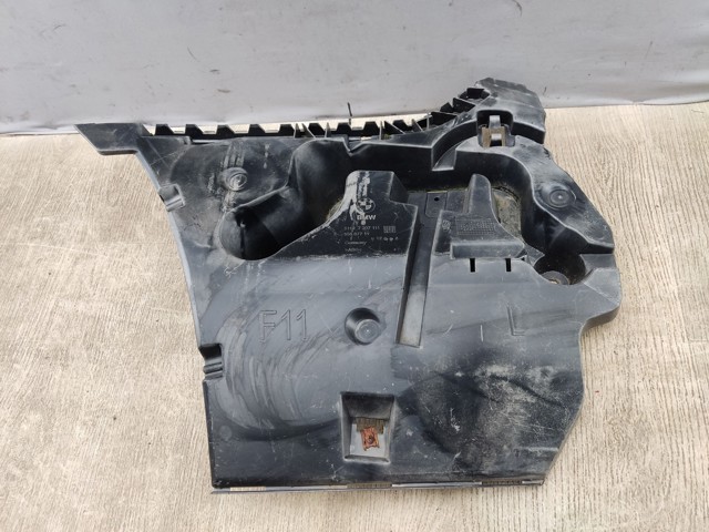 Кронштейн бампера заднего, левый 51127207111 BMW