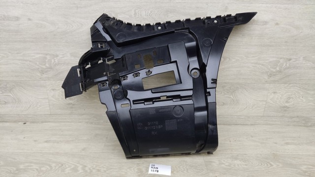 Правое крепление заднего бампера 51127357148 BMW