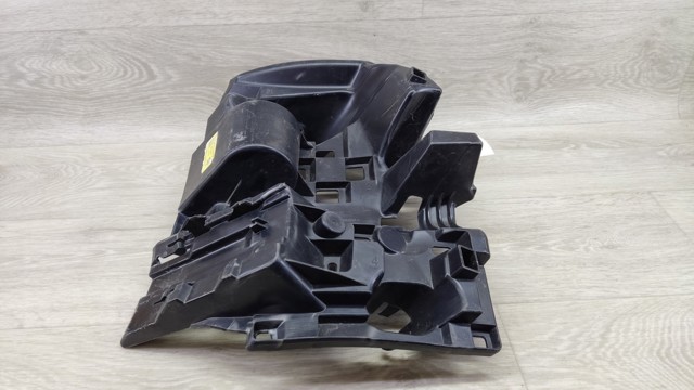 51128069961 BMW Кронштейн бампера заднего левый купить в Житомир