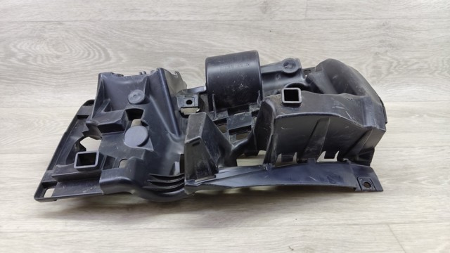 51128069961 BMW Кронштейн бампера заднего левый купить в Тернополь