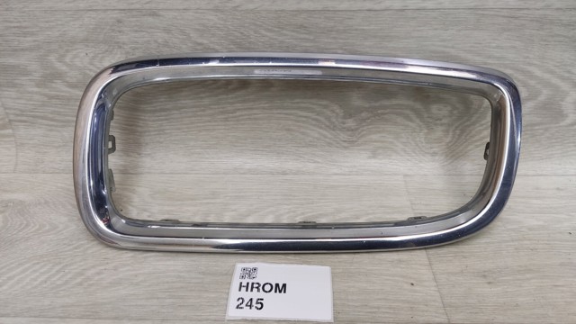 Решетка радиатора левая 51138223219 BMW