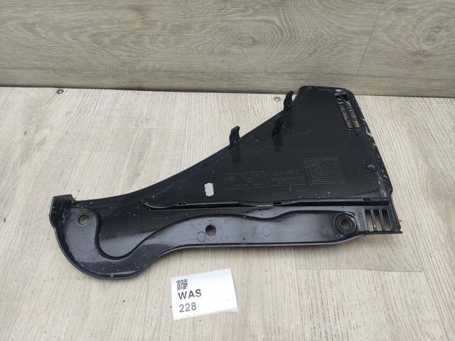 51717216977 BMW Решетка дворников левая купить в Украина