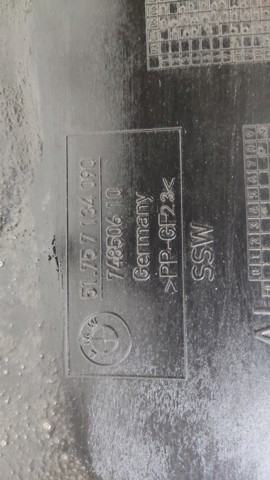 51757134090 BMW Защита днища, средняя часть купить в Кривой Рог