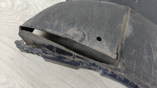 51757340744 BMW Щиток грязезащитный передней арки крыла купить в Запорожье