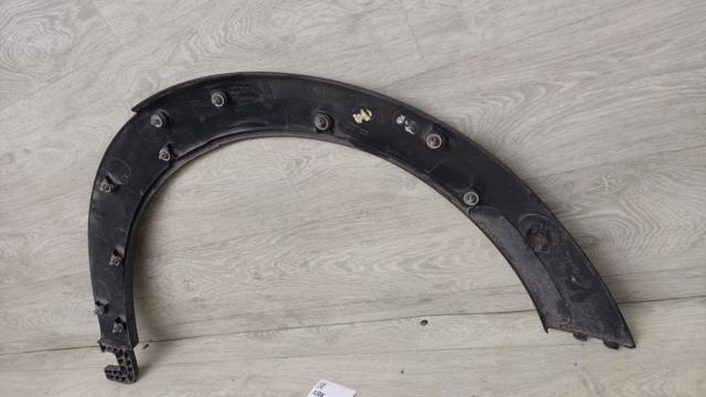 Накладка передней левой арки колеса 51777300819 BMW