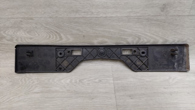 TOYOTA 5211442150 Панель крепления номерного знака переднего в наличии Черкассы