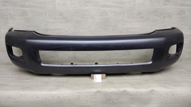 Бампер на авто 521190C180 TOYOTA