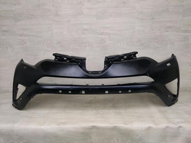 Передний бампер 5211942A40 TOYOTA