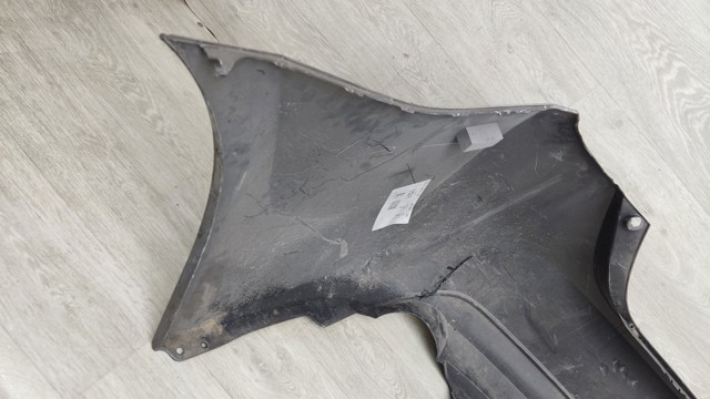 Задний бампер 5215902A10 TOYOTA