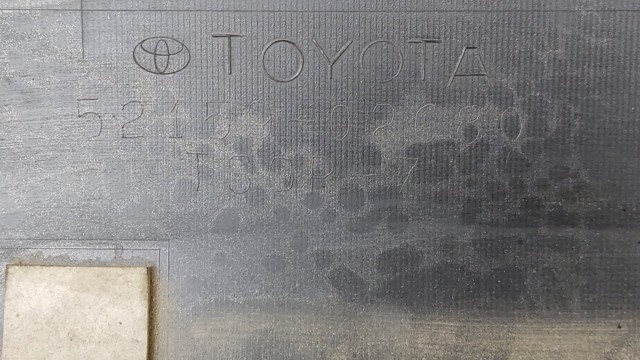 TOYOTA 5215902C80 Бампер задний в наличии Запорожье
