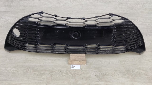 Решетка радиатора 531020D140 TOYOTA