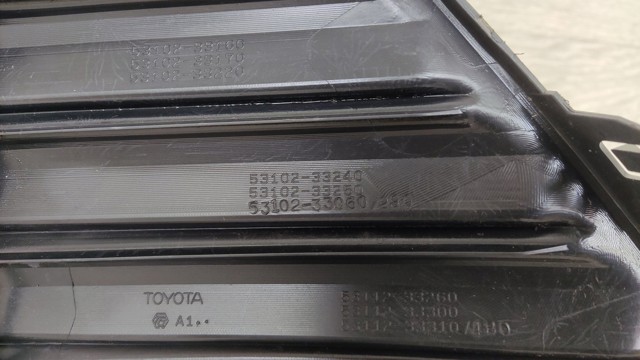 TOYOTA 5310233160 Решетка бампера переднего в наличии Харьков