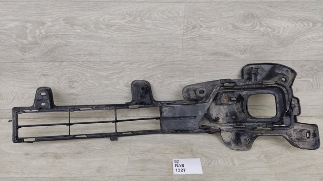TOYOTA 5310360010 Решетка бампера переднего правая в наличии Харьков