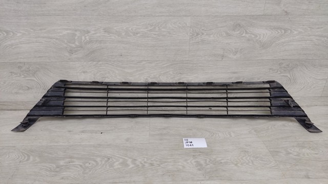 Решетка переднего бампера 5311202690 TOYOTA