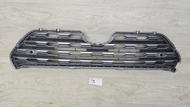 Решетка радиатора 5311242190 TOYOTA