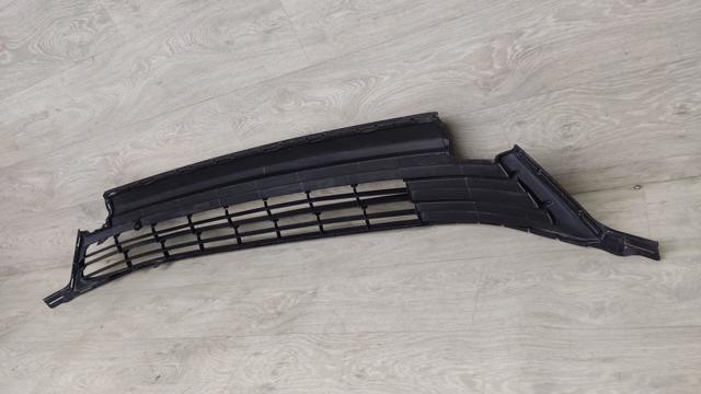TOYOTA 5311342080 Решетка бампера переднего нижняя в наличии Черновцы