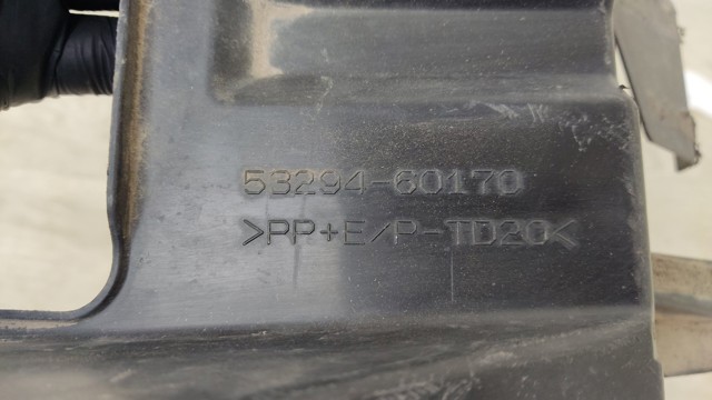 5329460170 TOYOTA Воздуховод (дефлектор) радиатора левый купить в Львов