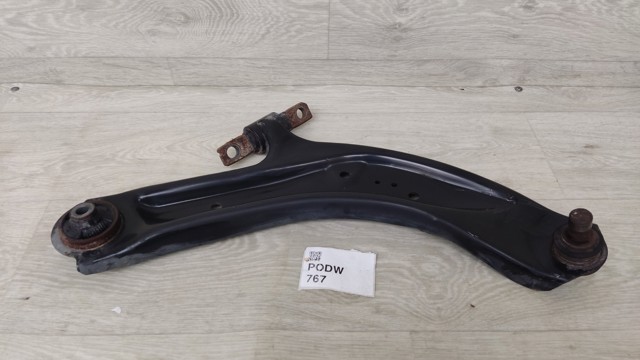 Рычаг передней подвески нижний, правый 545004CA0A NISSAN