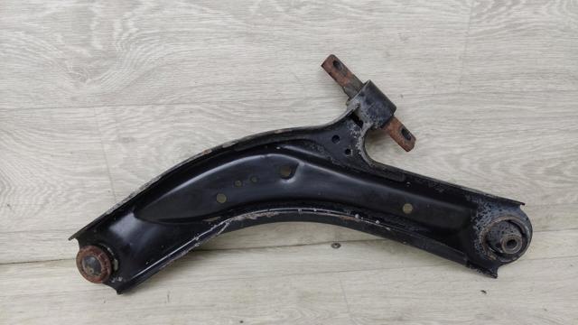 Правый рычаг передней нижней подвески 545004CA2A NISSAN