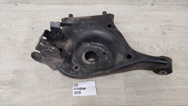 Рычаг задней подвески нижний, левый 551B15NA0B NISSAN