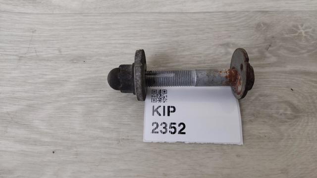 55226JG00B NISSAN Болт заднего продольного рычага (развальный) купить в Винница