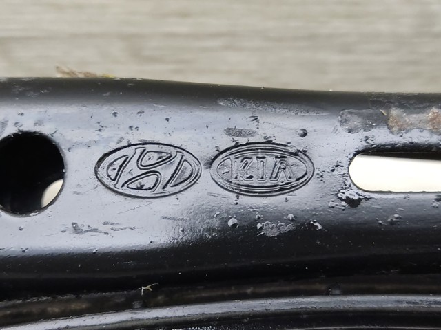 Рычаг задней подвески нижний, левый 55250D5200 HYUNDAI
