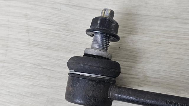 55530L1200 Стойка заднего стабилизатора правая купить Украина