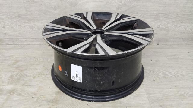 VAG 561601025ADFZZ Диски колесные литые (легкосплавные, титановые) в наличии Львов