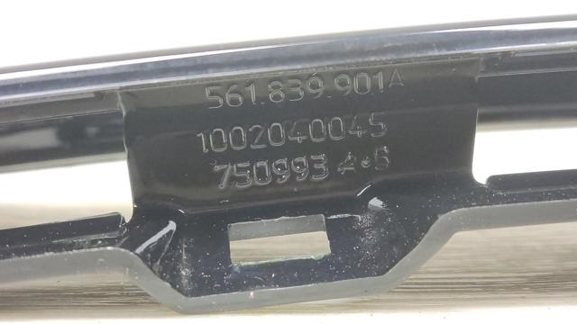 Накладка задней двери, левой, вертикальная 561839901A041 VAG