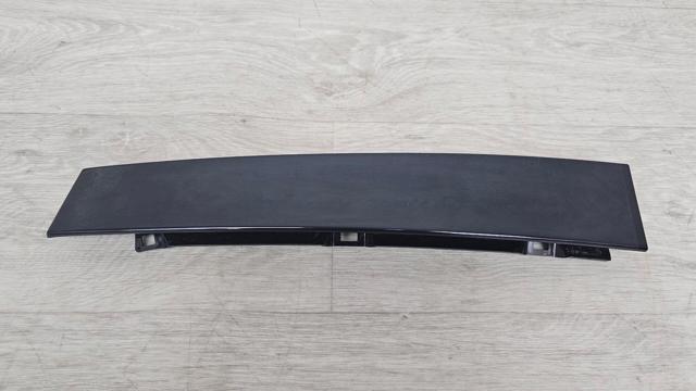 Накладка двери задней правой вертикальная 561839902A041 VAG
