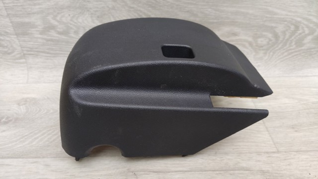 VAG 561858559G82V Защитный кожух рулевого механизма в наличии Полтава