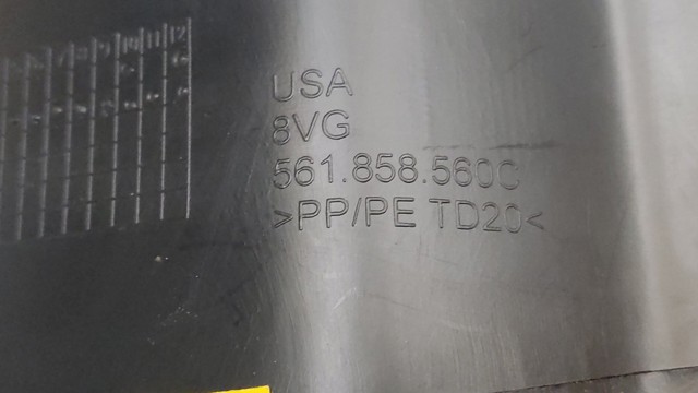 561858560C VAG купить в Ирпень