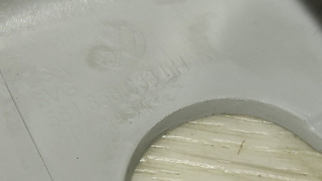 561858633 VAG купить в Украина