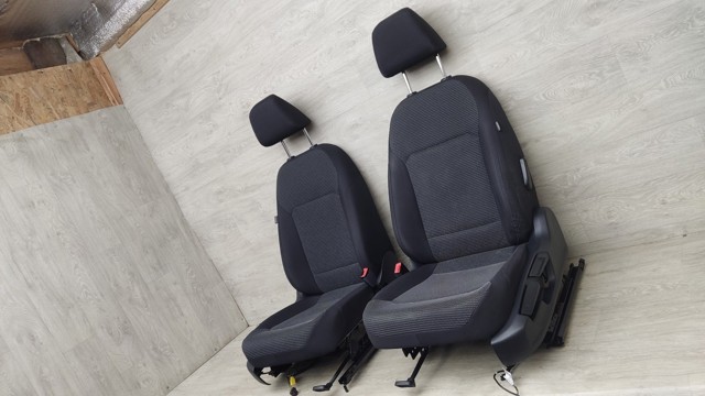 VAG 561881105D в наличии Ровно
