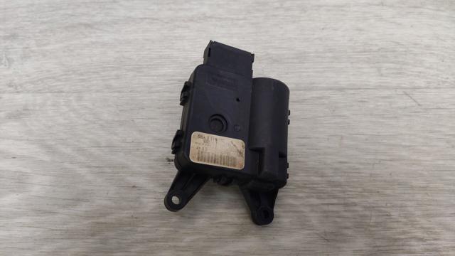 VAG 561907511E Мотор заслонки рециркуляции воздуха в наличии Николаев