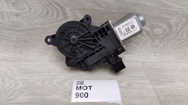 Мотор стеклоподъемника двери задней, правой 561959812CZ03 VAG