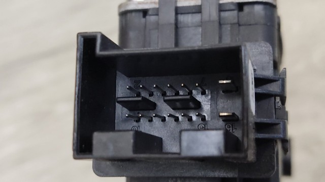 561959812CZ03 VAG Мотор стеклоподъемника двери задней правой купить в Ирпень