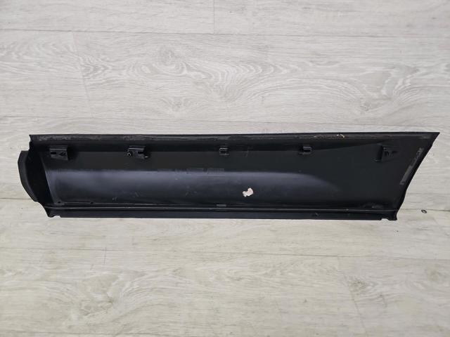 VAG 565854950 Молдинг двери задней правой в наличии Киев