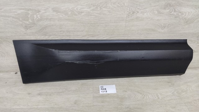 565854950 VAG Молдинг двери задней правой купить в Николаев