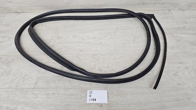 5755A421 MITSUBISHI Уплотнитель двери задней левой (на двери) купить в Винница