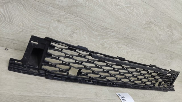 Решетка 57A853677D VAG