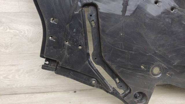TOYOTA 5816642030 Защита днища левая в наличии Ровно