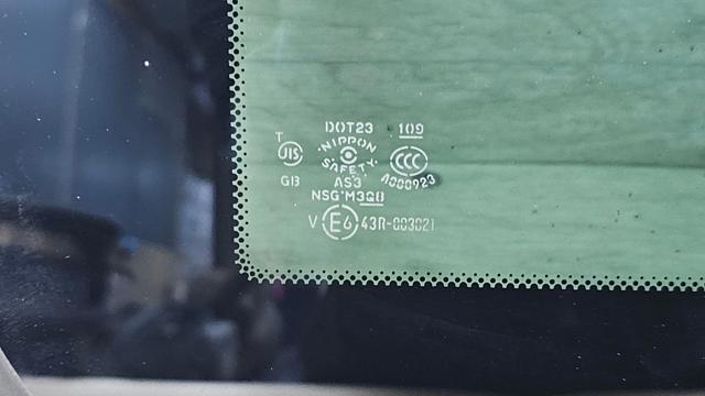 MITSUBISHI 5850A269 Крышка люка крыши в наличии Черкассы