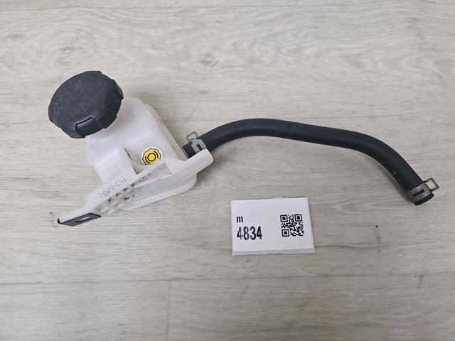Бачек тормозной жидкости 58511CV000 HYUNDAI