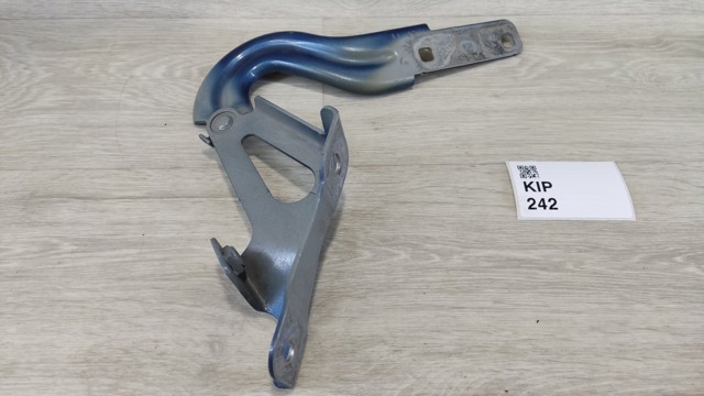 VAG 5C6823301A Петля капота левая в наличии Ирпень