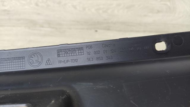 5E3853343 VAG Молдинг решетки радиатора купить в Житомир