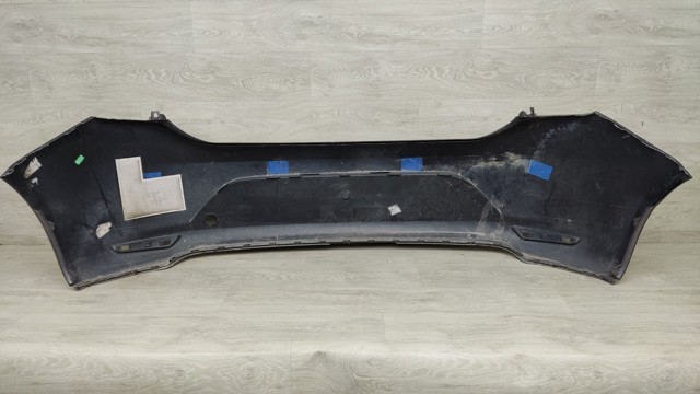 Бампер задний 5F0807421 VAG