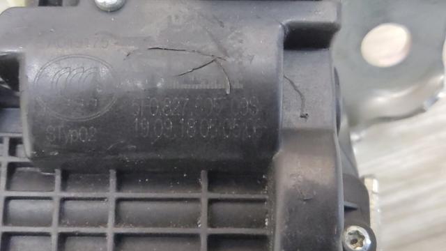5F0827505 Замок крышки багажника (двери 3/5-й задней) купить Винница